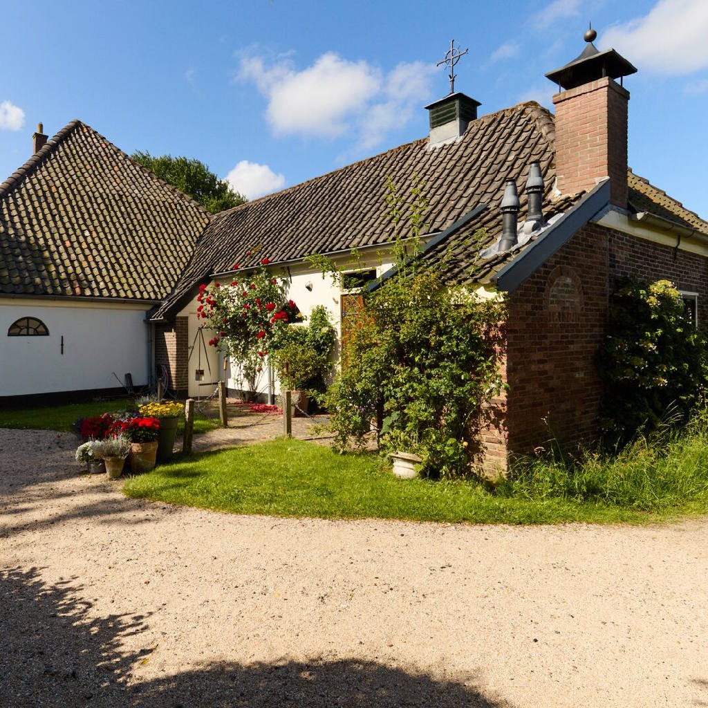 Serene Dutch countryside retreat